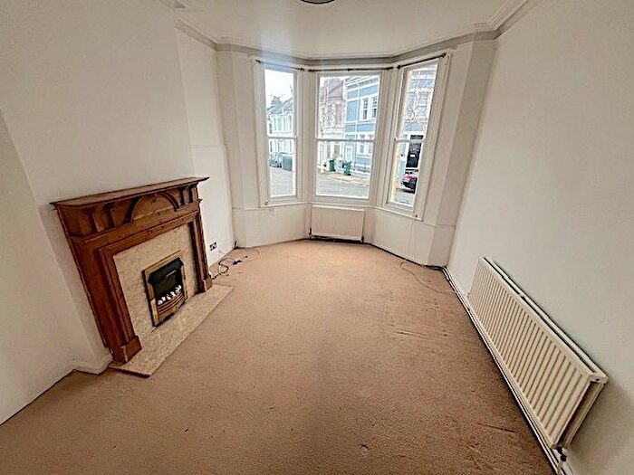 1 Bedroom Flat To Rent In Upper Hamilton Road, Brighton, BN1