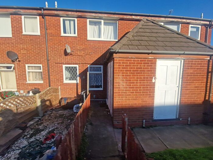 1 Bedroom Flat To Rent In Phoenix Rise, Wednesbury, WS10