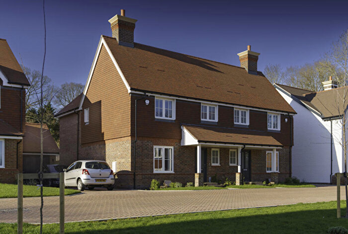 3 Bedroom Semi Detached House For Sale In Bostocks Close, Cranleigh, Ewhurst, GU6