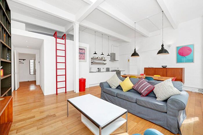 1 Bedroom Apartment To Rent In St John Street, EC1V