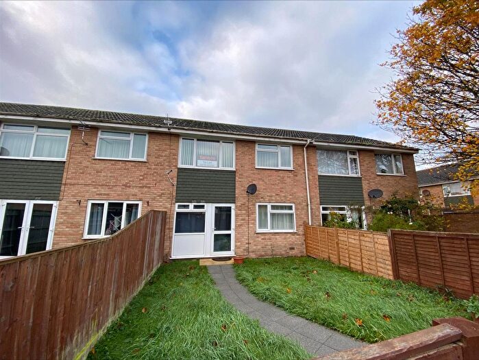 1 Bedroom Flat To Rent In Pine Tree Close, Bridgwater, Somerset, TA6