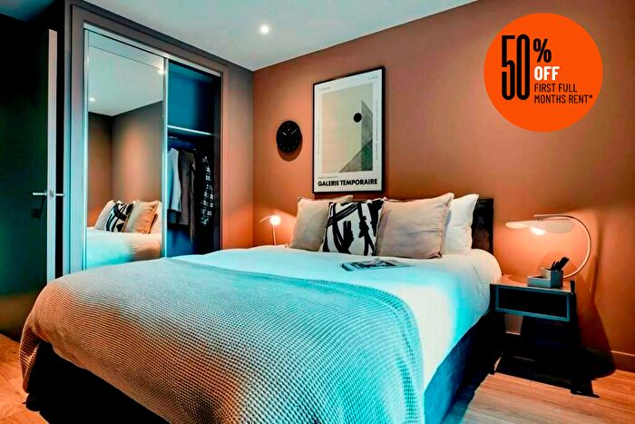 1 Bedroom Flat To Rent In Solasta Riverside, Clyde Place, Glasgow, G5