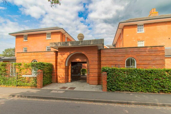 2 Bedroom Apartment To Rent In High Street, Hartley Wintney, Hook, RG27