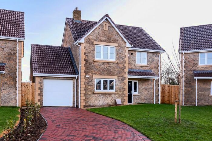 2 Bedroom Detached House For Sale In Shepherds Close, Norton St Philip, BA2