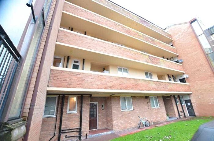 1 Bedroom Flat To Rent In Minster Court, Edge Hill, Liverpool, L7