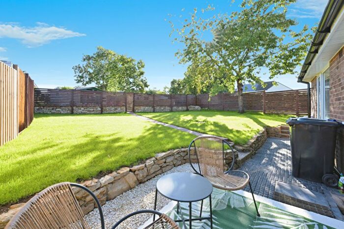 2 Bedroom Semi-Detached House For Sale In The Avenue, Northampton, NN2