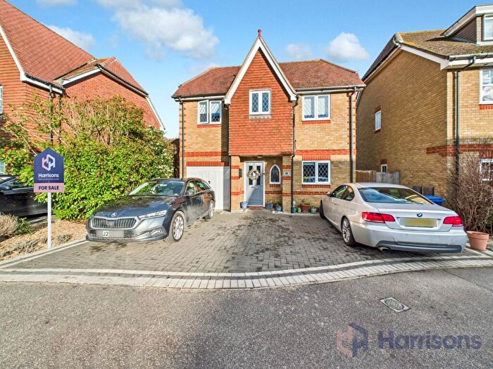 4 Bedroom Detached House For Sale In Cormorant Road, Iwade, Sittingbourne, Kent, ME9