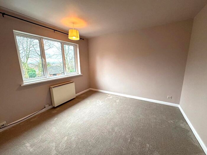 1 Bedroom Flat To Rent In Elm Bank Drive, Mapperley Park, Nottingham, NG3