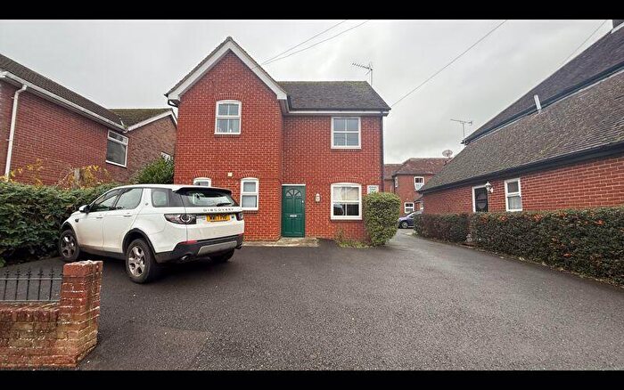 Detached House To Rent In The Avenue, Bishops Waltham, SO32