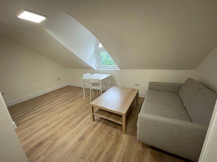 Studio To Rent In Iverson Road, London, NW6