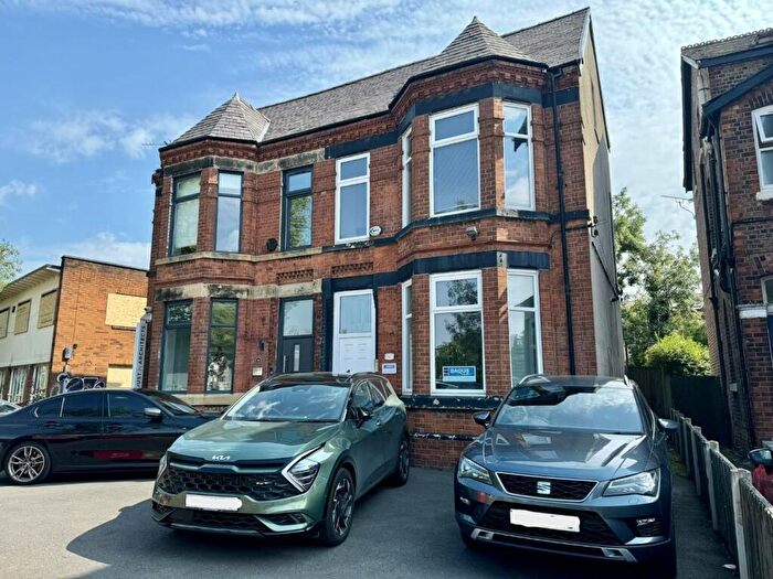 5 Bedroom Semi-Detached House For Sale In Manchester Road, Chorlton, M21