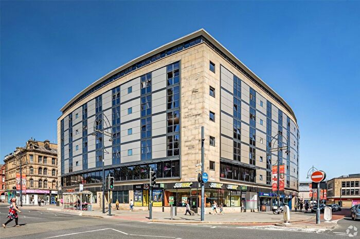 1 Bedroom Flat To Rent In Landmark House, Broadway, Bradford, West Yorkshire, BD1