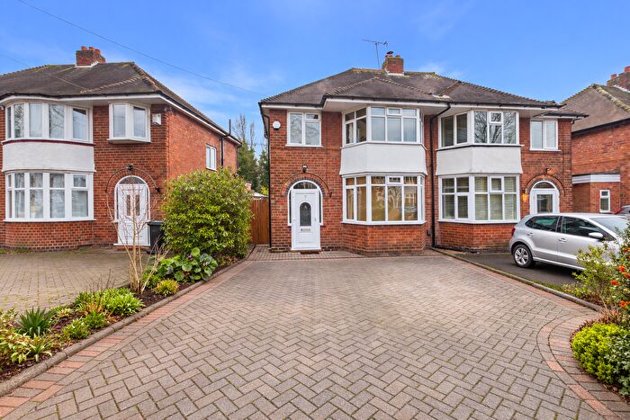3 Bedroom Semi Detached House For Sale In Roylesden Crescent, Sutton Coldfield, B73