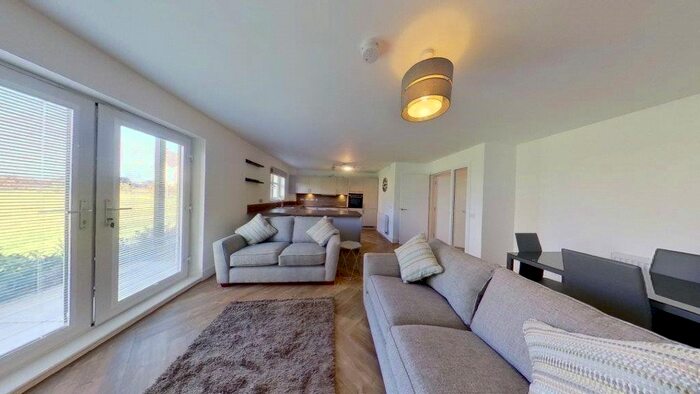 2 Bedroom Flat To Rent In Byrne Crescent, Balerno, Midlothian, EH14