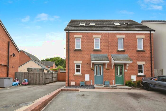 3 Bedroom Semi-Detached House For Sale In Cilgant Y Lein, Pyle, Bridgend, CF33