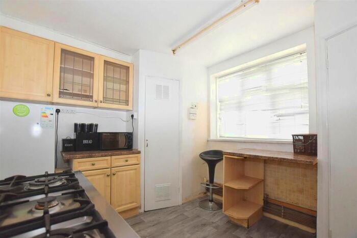 2 Bedroom Flat To Rent In Ravensbury Court, Mitcham, CR4