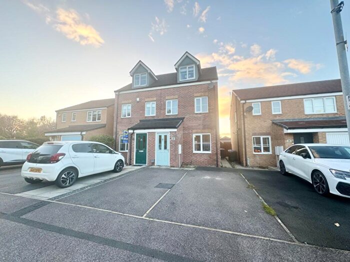 3 Bedroom Semi Detached House For Sale In Springbank, Peterlee, County Durham, SR8