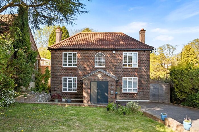 5 Bedroom Detached House For Sale In Farleigh Road, Warlingham, CR6