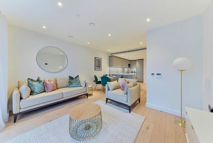 2 Bedroom Flat To Rent In The Denizen, The City, London, EC1Y