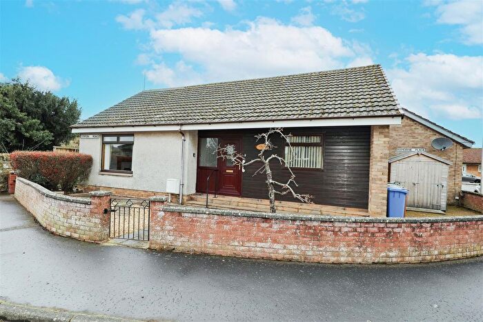 2 Bedroom Bungalow For Sale In Station Road, Kingskettle, KY15