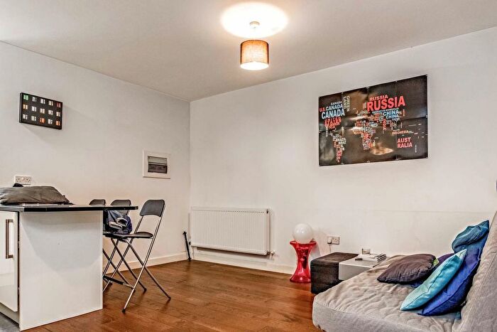1 Bedroom Flat To Rent In Little Somerset Street, Aldgate, E1