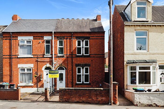 3 Bedroom Semi-Detached House To Rent In Linby Road, Nottingham, NG15