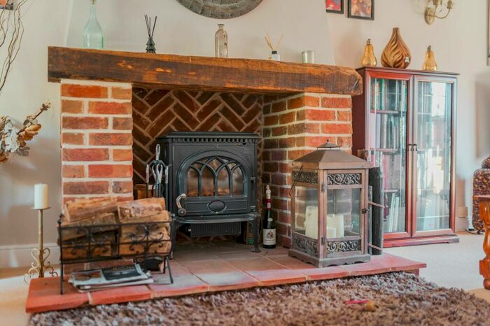 5 Bedroom Detached House For Sale In High Oak Lane, Wicklewood, NR18