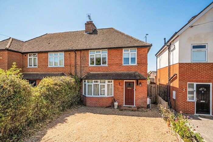 3 Bedroom Semi Detached House For Sale In Woodlands Road, Sonning Common, Reading, Berkshire, RG4