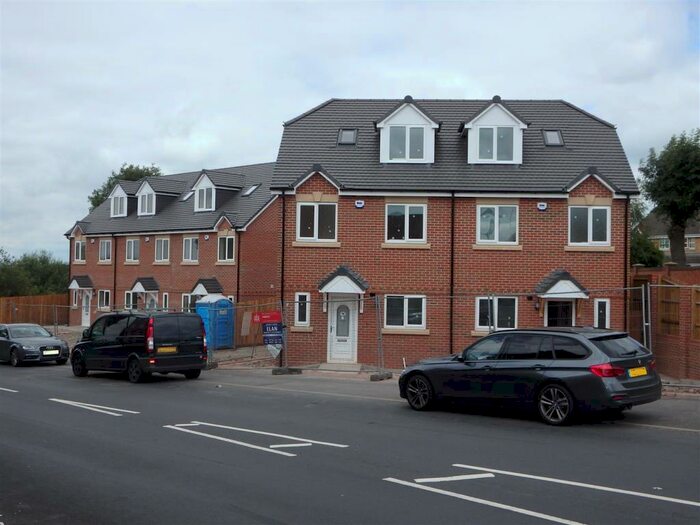 3 Bedroom End Of Terrace House To Rent In Bull Street, Brierley Hill, West Midlands, DY5