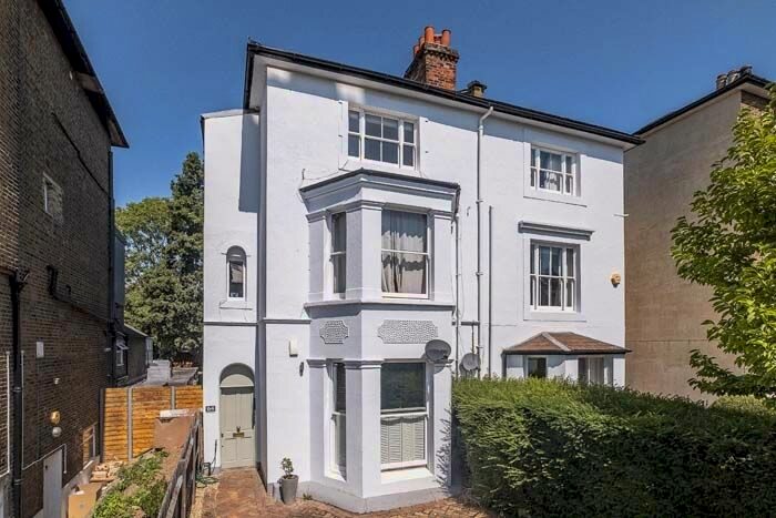 1 Bedroom Flat To Rent In Brodrick Road, London, SW17