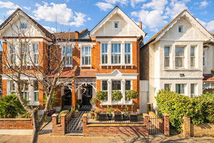5 Bedroom Property For Sale In Nimrod Road, Tooting, SW16