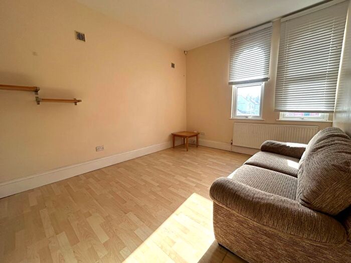 1 Bedroom Flat To Rent In Station Road, Harrow, HA1