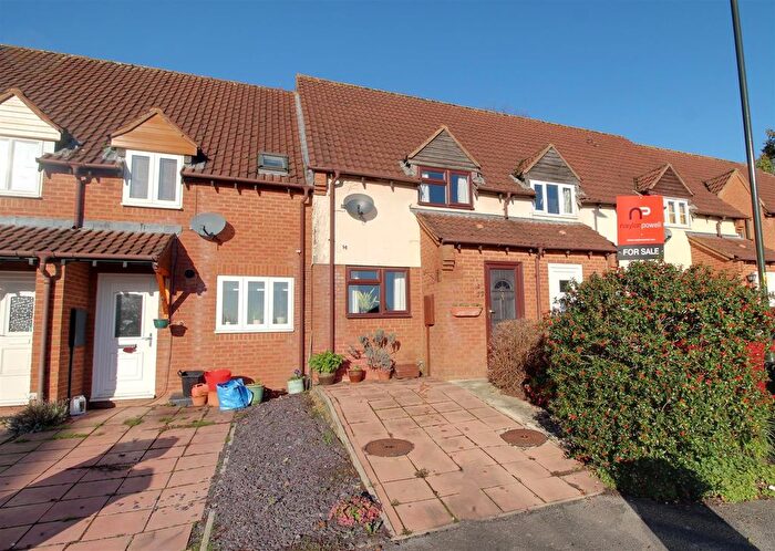 2 Bedroom Terraced House For Sale In Russett Way, Newent, GL18