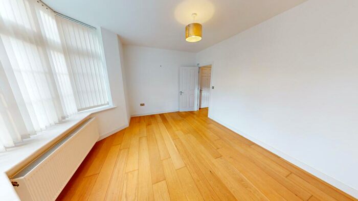 1 Bedroom Flat To Rent In High Road, Stanford-Le-Hope, Essex, SS17