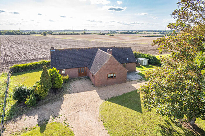 3 Bedroom Detached Bungalow To Rent In Belchamp St. Paul, Sudbury, Suffolk, CO10