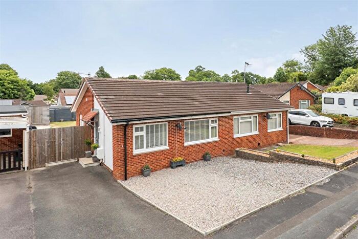 2 Bedroom Bungalow For Sale In Chilcott Close, Tiverton, EX16