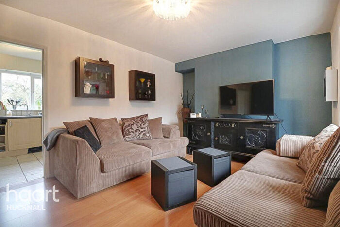 2 Bedroom Semi-Detached House For Sale In Ventnor Rise, Nottingham, NG5