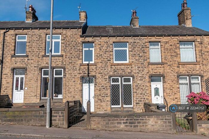 3 Bedroom Terraced House To Rent In Cowlersley Lane, Huddersfield, HD4