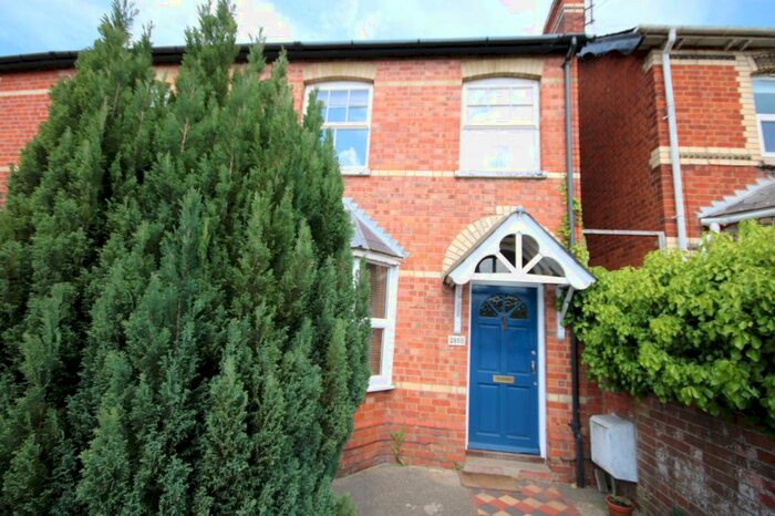 2 Bedroom Apartment To Rent In Reading Road, Henley-On-Thames, Oxfordshire, RG9