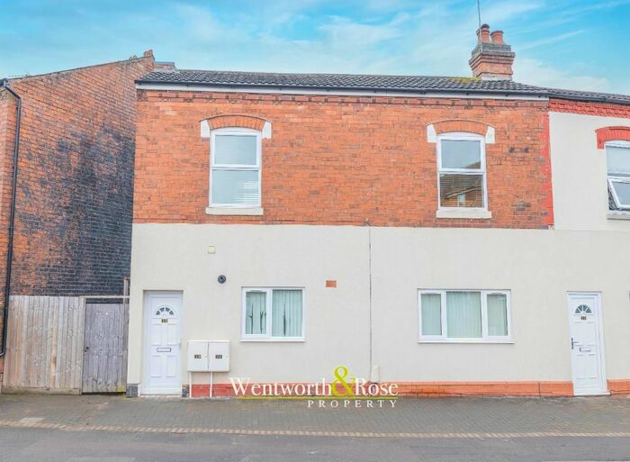 2 Bedroom Maisonette To Rent In Northfield Road, Harborne, Birmingham, B17