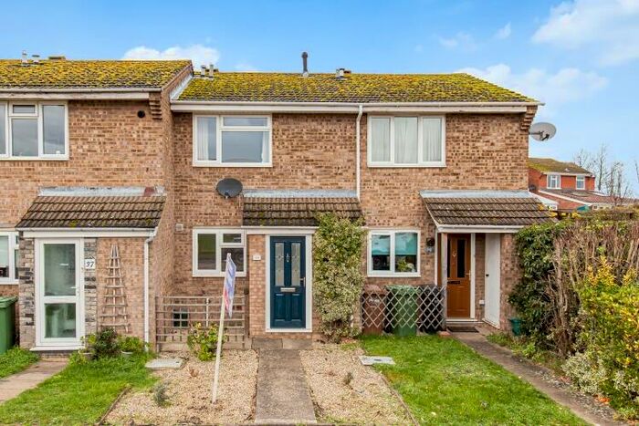 2 Bedroom Terraced House To Rent In Grenville Way, Thame, OX9