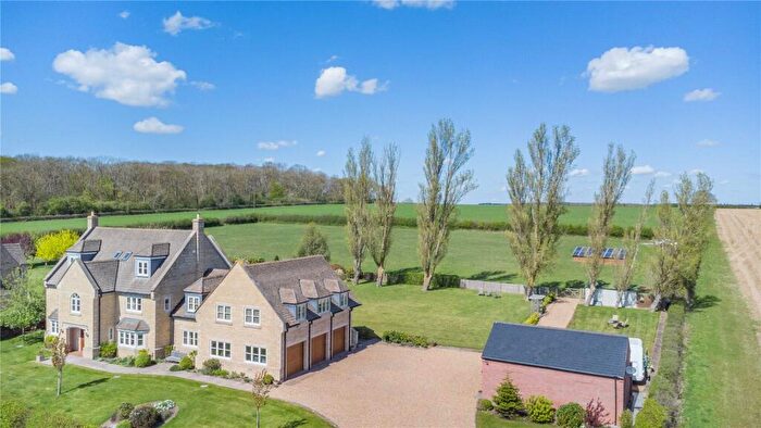 6 Bedroom Detached House For Sale In Sandyforth Lodge, Glapthorn, PE8