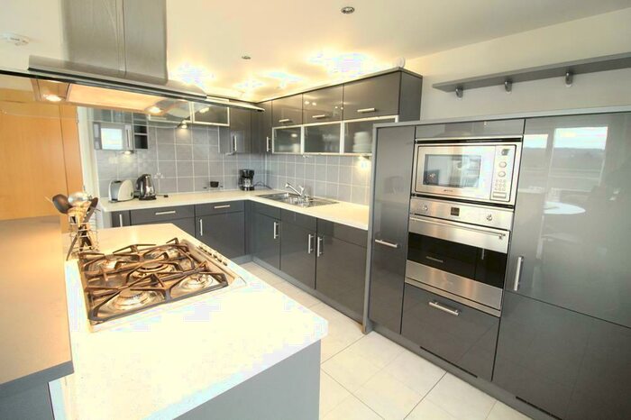 2 Bedroom Flat To Rent In Queens Highlands, Kepplestone, Aberdeen, AB15