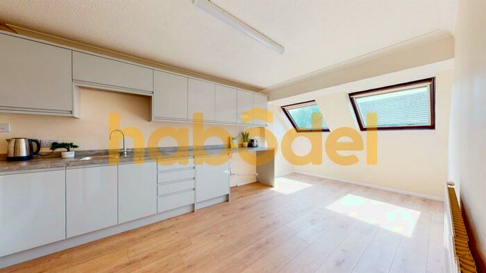 2 Bedroom Flat To Rent In The Paddocks, Martlesham Heath, Ipswich, IP5