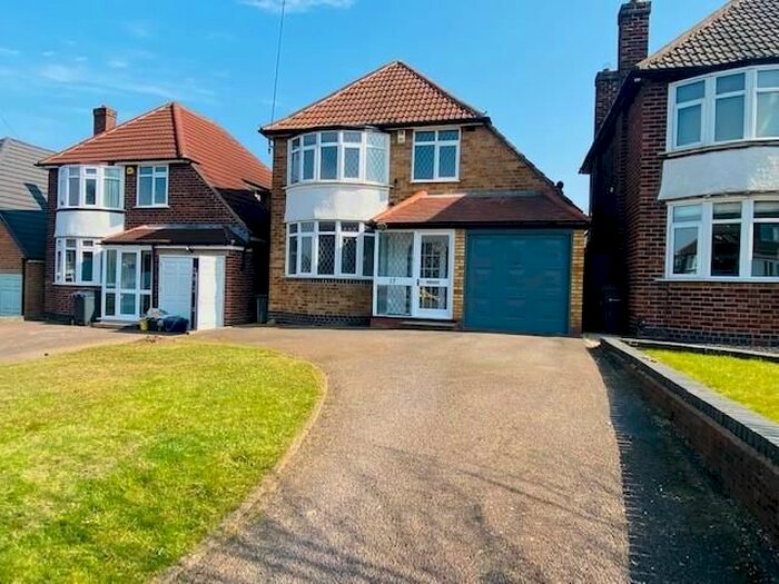 3 Bedroom Detached House To Rent In Moss Drive, Sutton Coldfield, West Midlands, B72