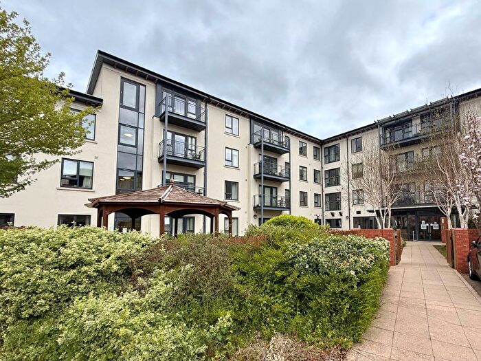 2 Bedroom Flat For Sale In The Windings Cable Drive, Frodsham, Cheshire, WA6