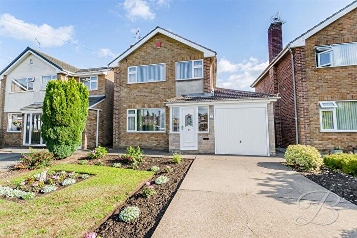 3 Bedroom Detached House For Sale In Norwich Close, Mansfield Woodhouse, Mansfield, NG19