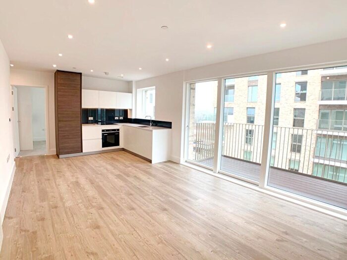 1 Bedroom Flat For Sale In Larkin House, Kidbrooke Village Kidbrooke Park Road, London, SE3