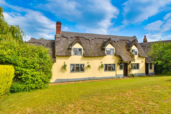 3 Bedroom Cottage For Sale In The Broadway, Great Dunmow, CM6