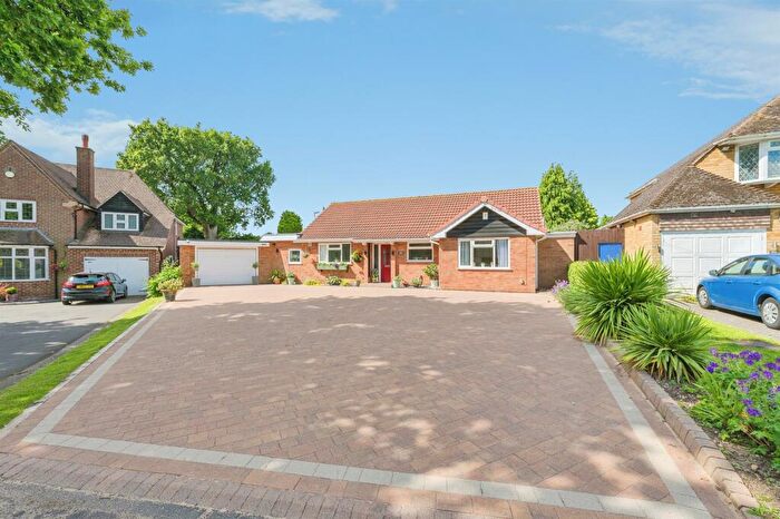 3 Bedroom Detached Bungalow For Sale In Wylde Green Road, Sutton Coldfield, B76